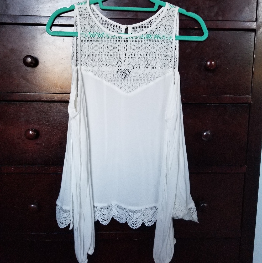 NWOT Express- Lace Yoke Cold Shoulder